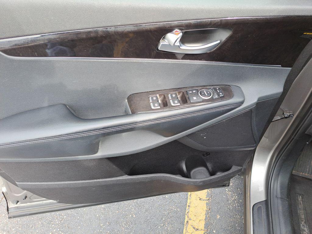 used 2018 Kia Sorento car, priced at $12,000