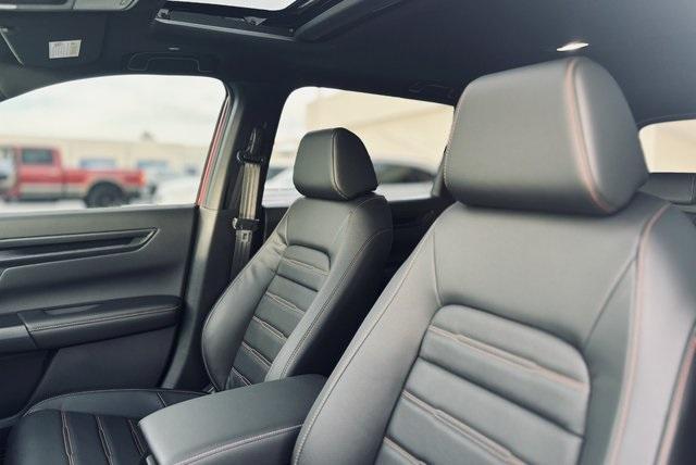 new 2026 Honda CR-V Hybrid car, priced at $39,697