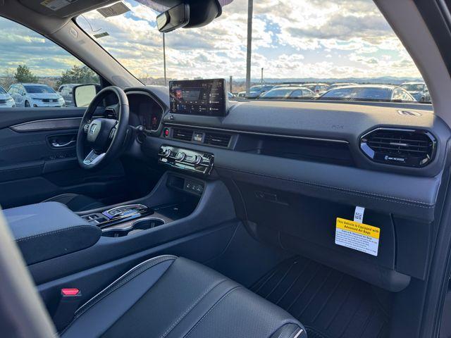 new 2026 Honda Pilot car, priced at $55,840