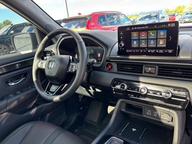 new 2025 Honda Pilot car, priced at $53,876