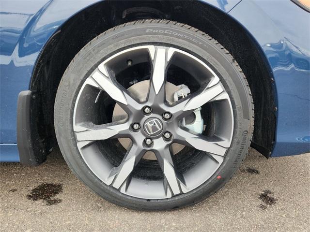 new 2026 Honda Civic Hybrid car, priced at $33,945