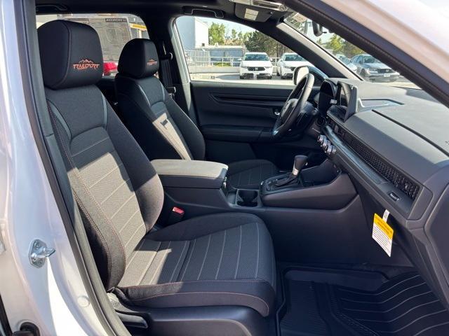 new 2026 Honda CR-V Hybrid car, priced at $38,333