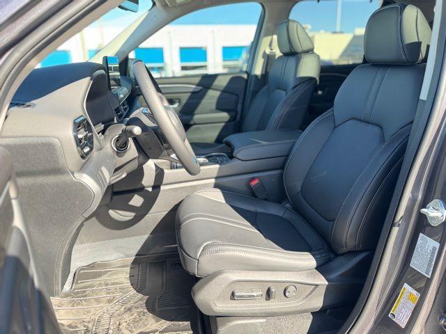 new 2026 Honda Pilot car, priced at $53,890