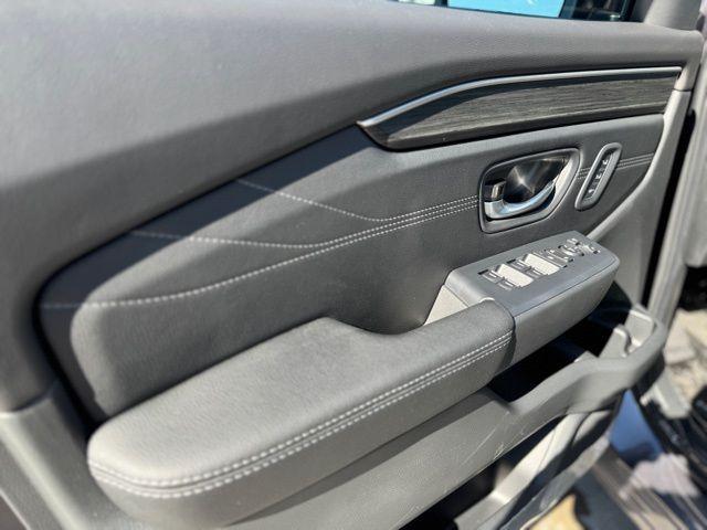 new 2026 Honda Pilot car, priced at $53,890