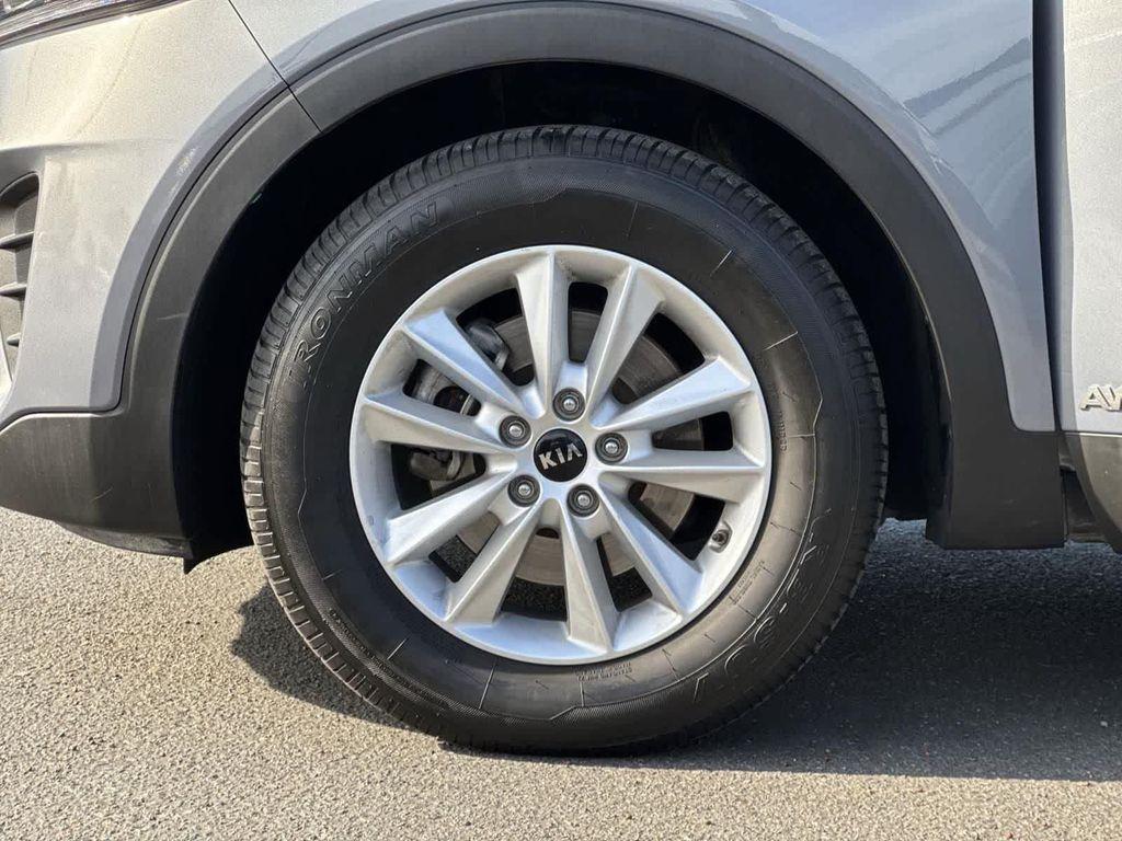 used 2020 Kia Sorento car, priced at $14,394