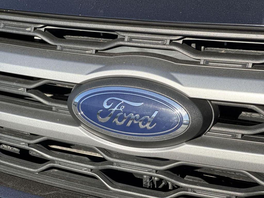 used 2024 Ford Expedition car, priced at $44,995