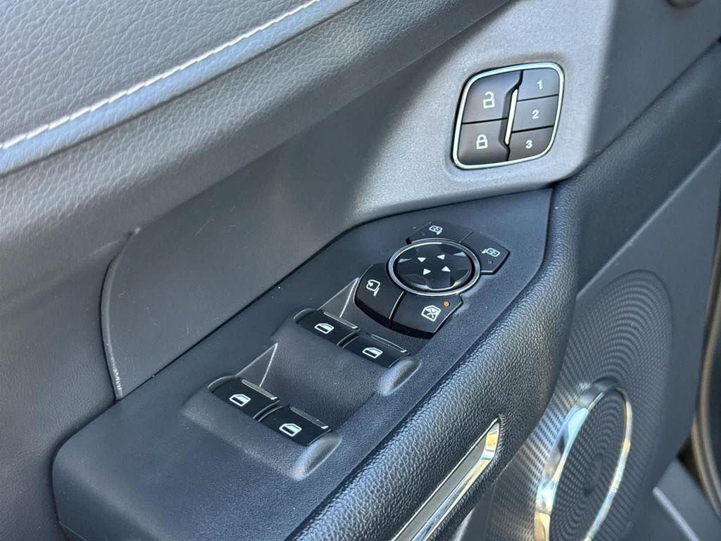 used 2024 Ford Expedition car, priced at $44,995