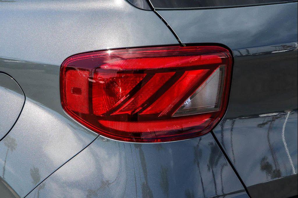 new 2026 Hyundai Venue car, priced at $25,285