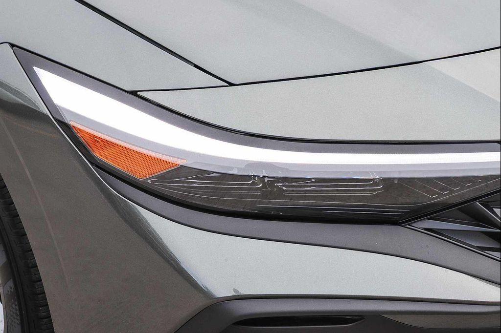 new 2026 Hyundai ELANTRA HEV car, priced at $26,089