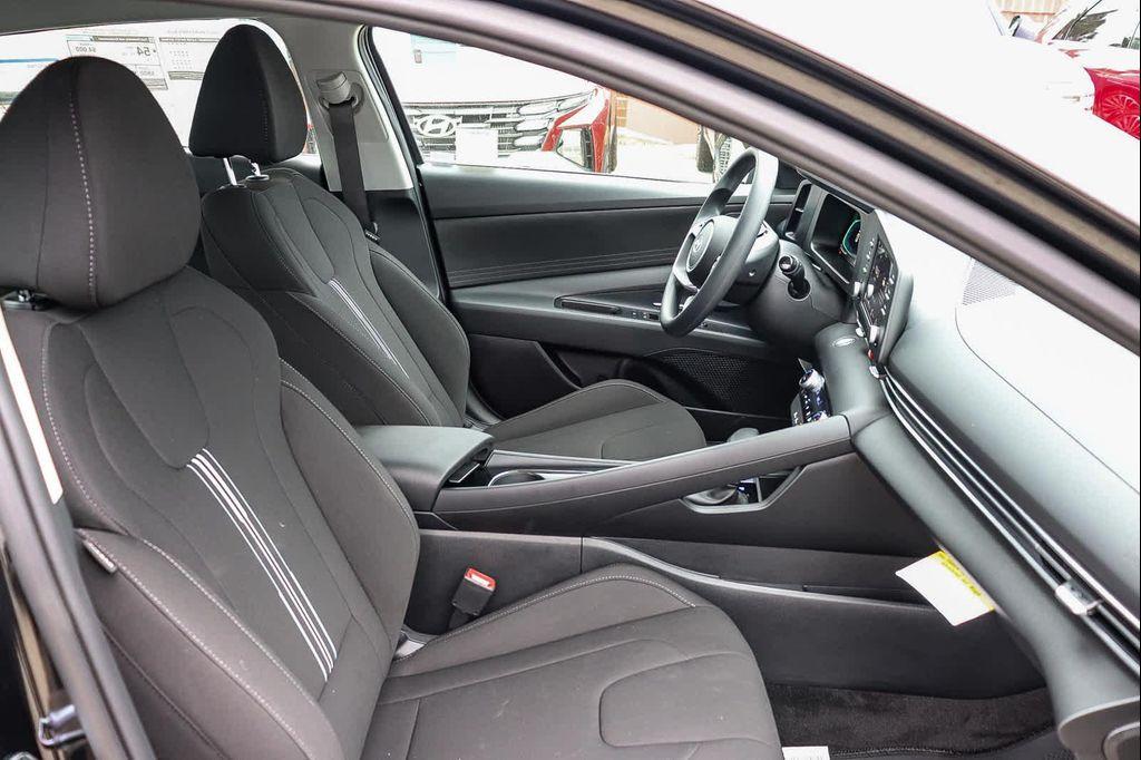 new 2026 Hyundai ELANTRA HEV car, priced at $26,089