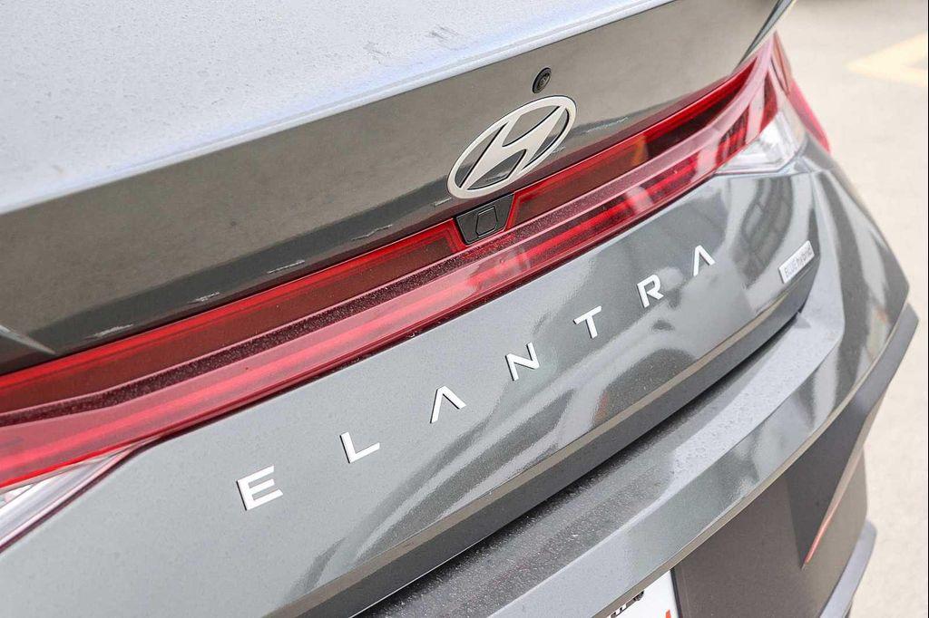 new 2026 Hyundai ELANTRA HEV car, priced at $26,089