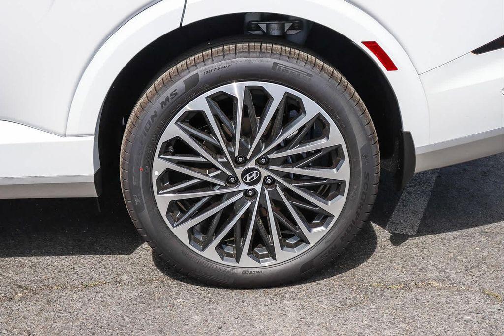 new 2026 Hyundai Palisade Hybrid car, priced at $61,325
