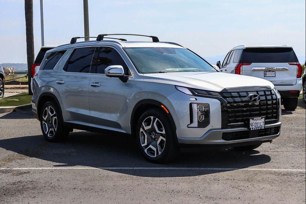 used 2023 Hyundai Palisade car, priced at $32,750