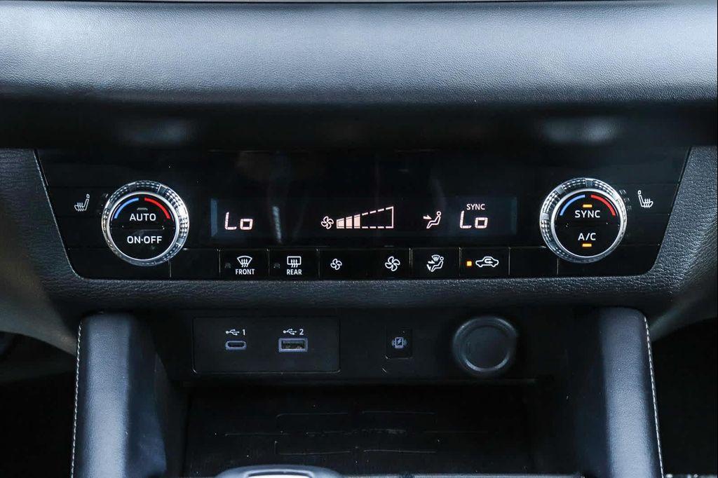 used 2024 Mitsubishi Outlander car, priced at $22,779