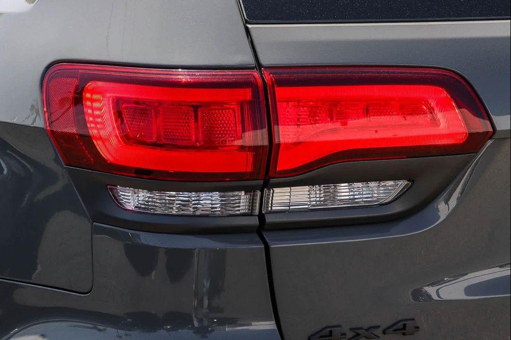 used 2019 Jeep Grand Cherokee car, priced at $15,679