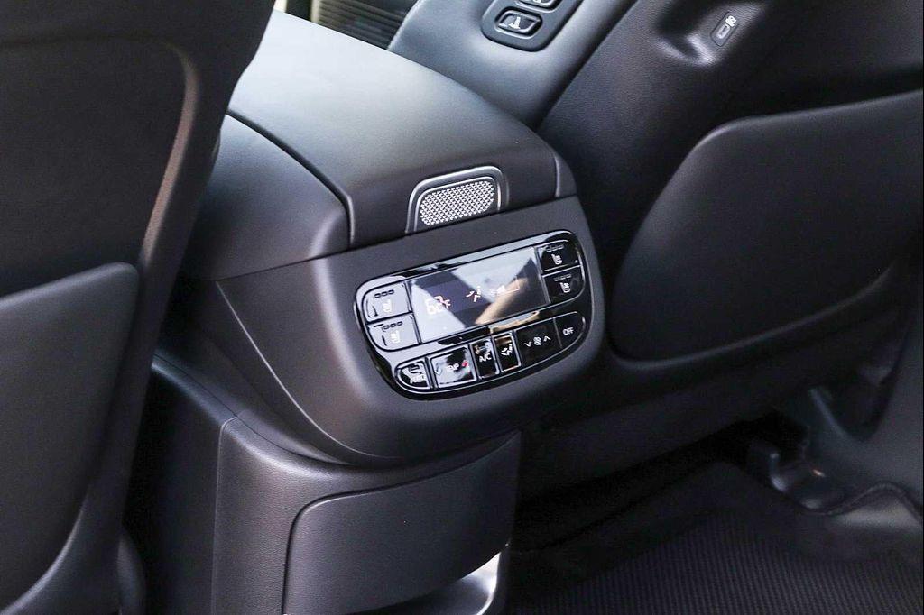 new 2026 Hyundai IONIQ 9 car, priced at $61,725