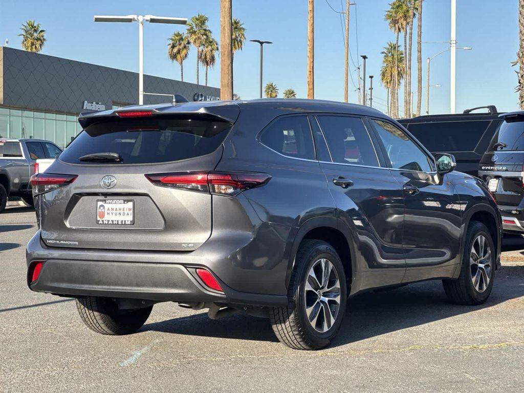 used 2024 Toyota Highlander car, priced at $31,848