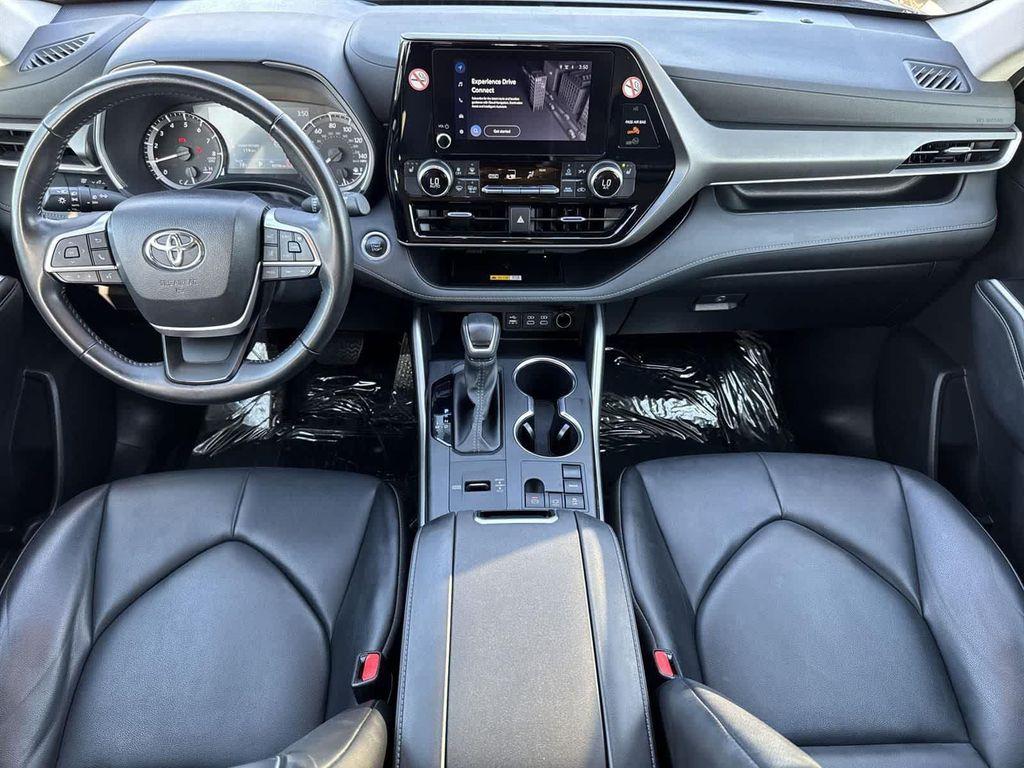 used 2024 Toyota Highlander car, priced at $31,848