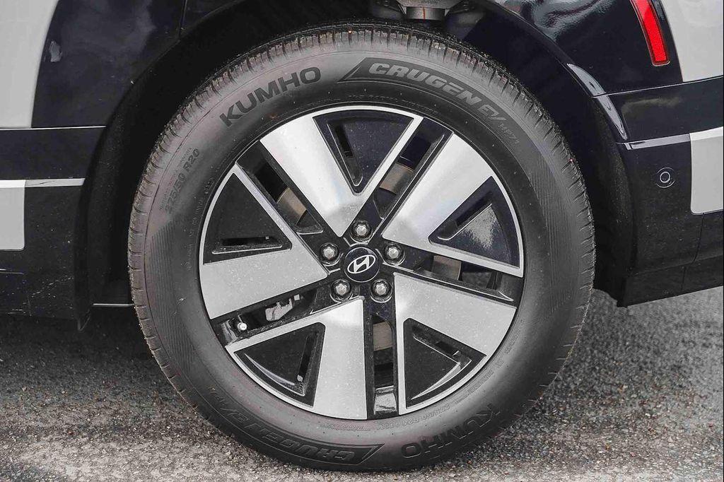 new 2026 Hyundai IONIQ 9 car, priced at $64,720