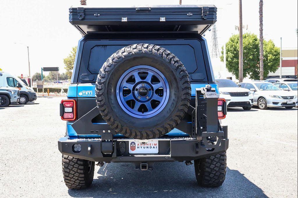 used 2021 Jeep Gladiator car, priced at $39,080