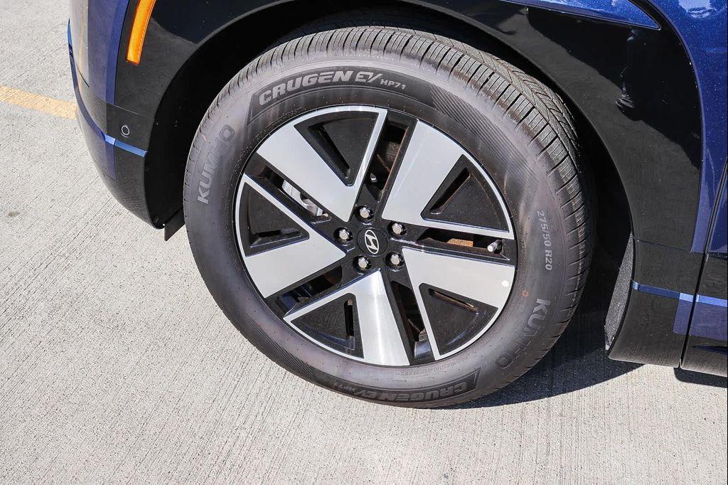 new 2026 Hyundai IONIQ 9 car, priced at $56,220