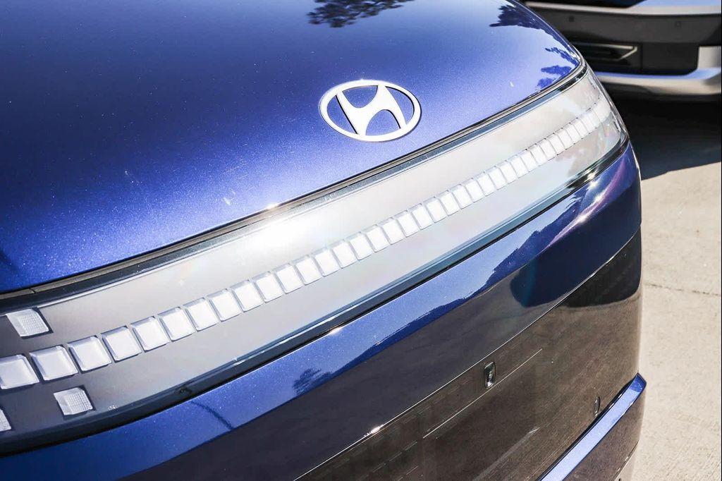 new 2026 Hyundai IONIQ 9 car, priced at $56,220