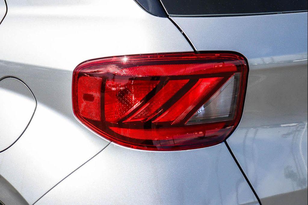 new 2026 Hyundai Venue car, priced at $25,115