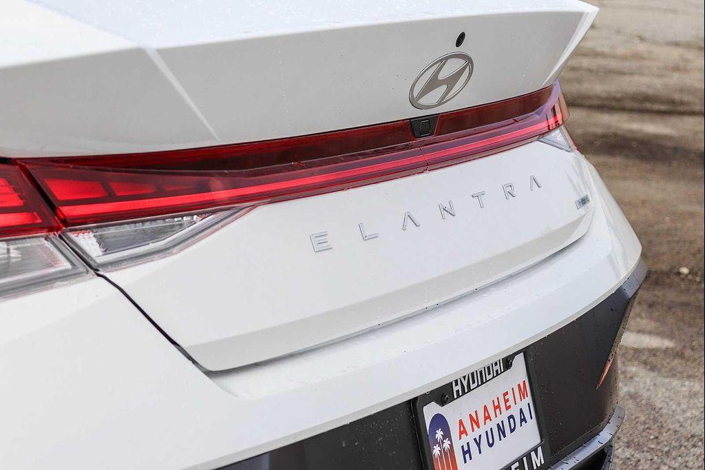 new 2026 Hyundai ELANTRA HEV car, priced at $31,390