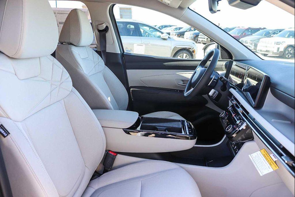 new 2026 Hyundai TUCSON Hybrid car, priced at $34,545