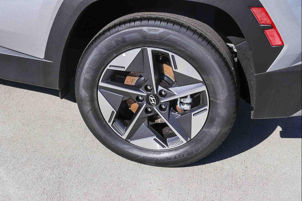 new 2026 Hyundai TUCSON Hybrid car, priced at $34,545