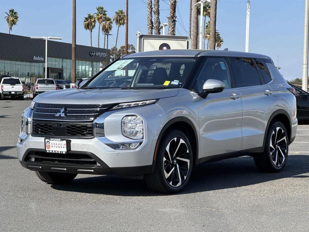 used 2024 Mitsubishi Outlander car, priced at $19,500