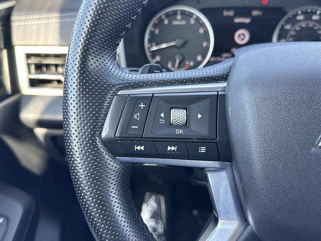 used 2024 Mitsubishi Outlander car, priced at $19,500