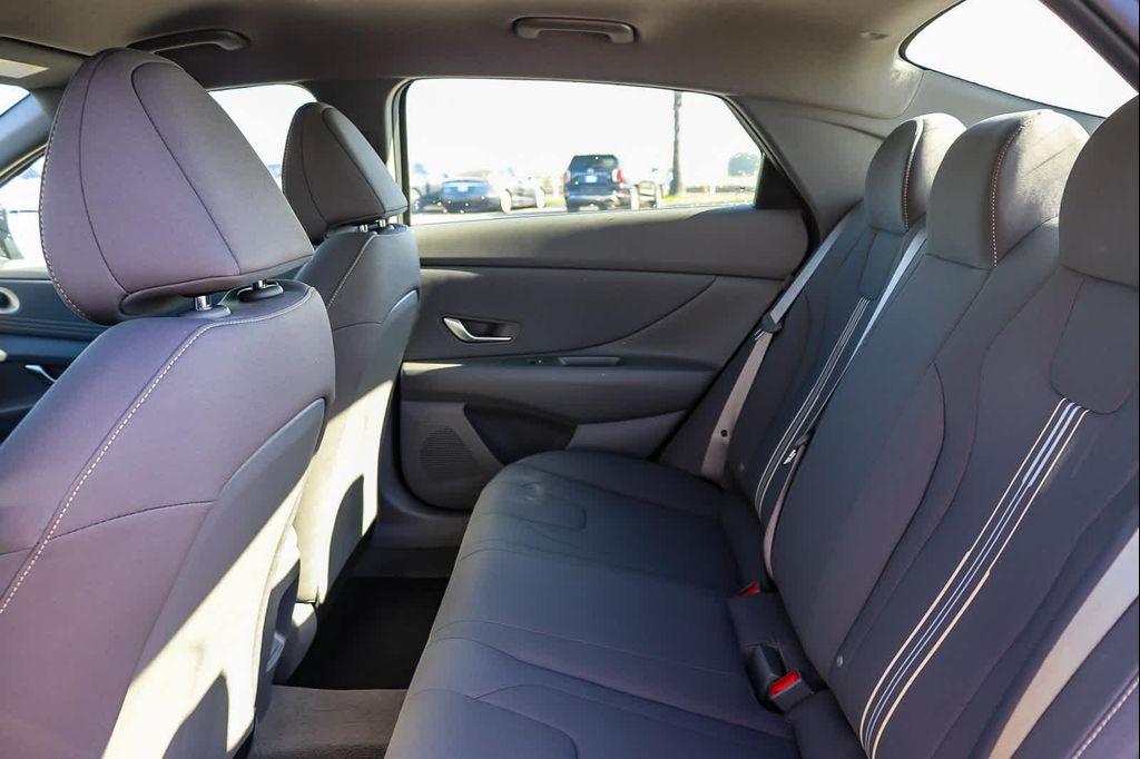 new 2025 Hyundai Elantra car, priced at $22,045