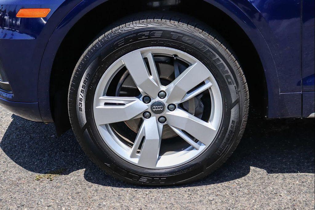 used 2018 Audi Q5 car, priced at $17,777