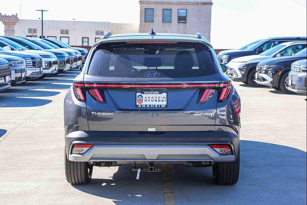 new 2025 Hyundai TUCSON Hybrid car, priced at $37,552