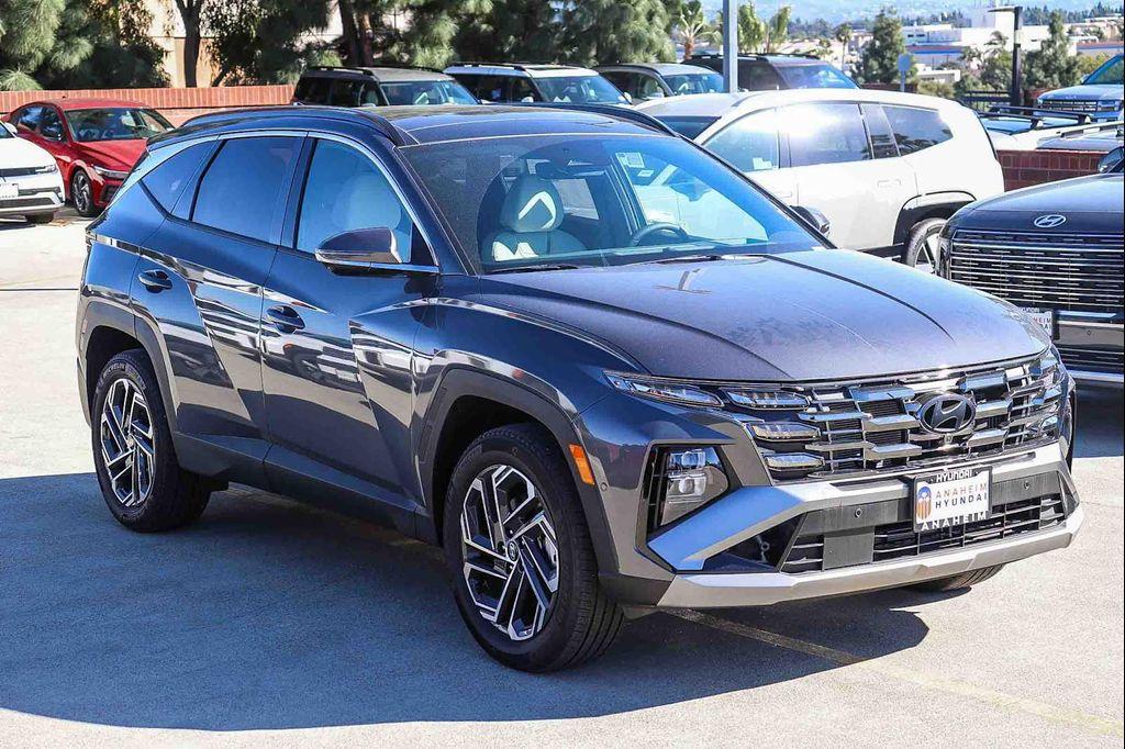 new 2025 Hyundai TUCSON Hybrid car, priced at $37,552