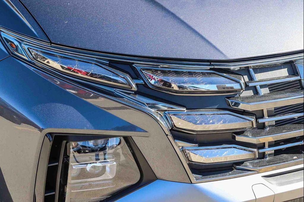 new 2025 Hyundai TUCSON Hybrid car, priced at $37,552