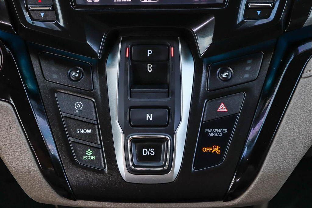 used 2022 Honda Odyssey car, priced at $27,495