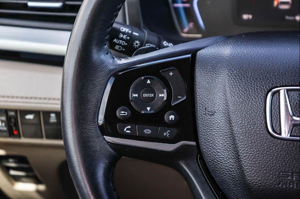 used 2022 Honda Odyssey car, priced at $27,495