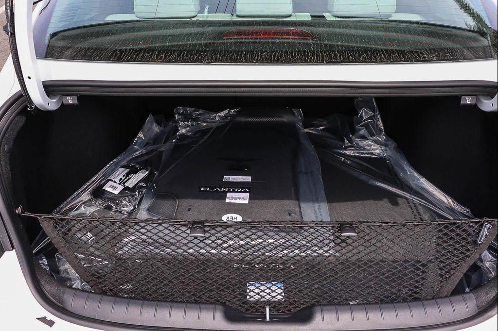 new 2026 Hyundai ELANTRA HEV car, priced at $30,539