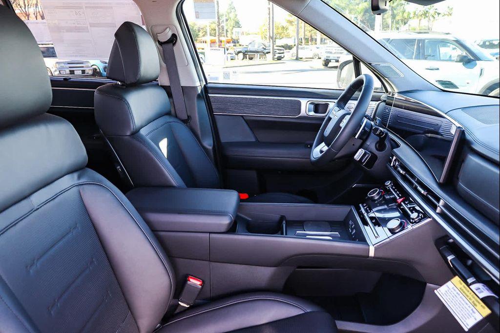 new 2025 Hyundai Santa Fe car, priced at $38,507