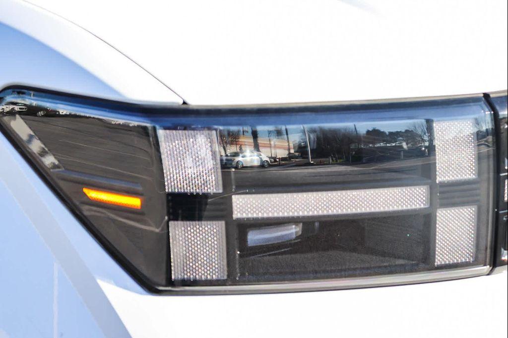 new 2025 Hyundai Santa Fe car, priced at $38,507