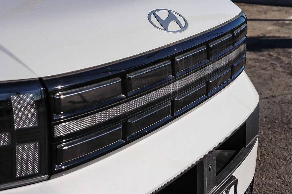 new 2025 Hyundai Santa Fe car, priced at $38,507