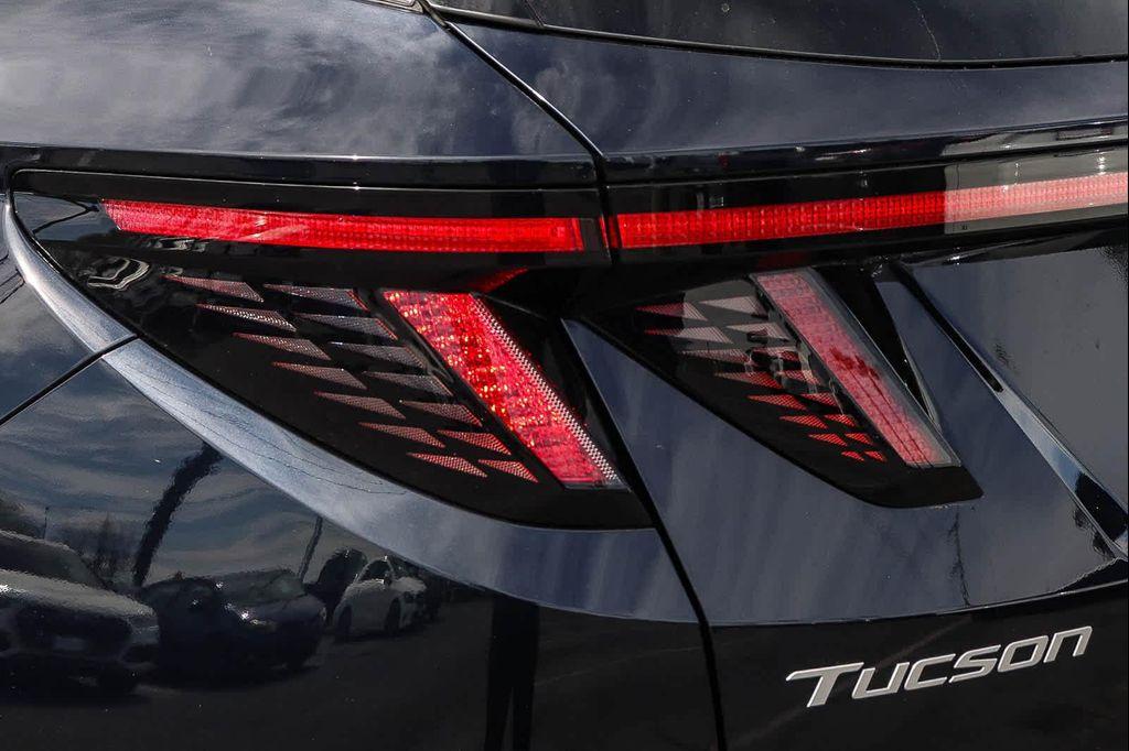 new 2026 Hyundai TUCSON Plug-In Hybrid car, priced at $50,625