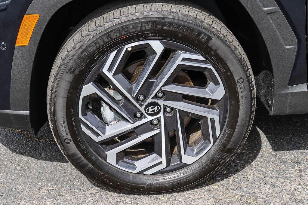 new 2026 Hyundai TUCSON Plug-In Hybrid car, priced at $50,625