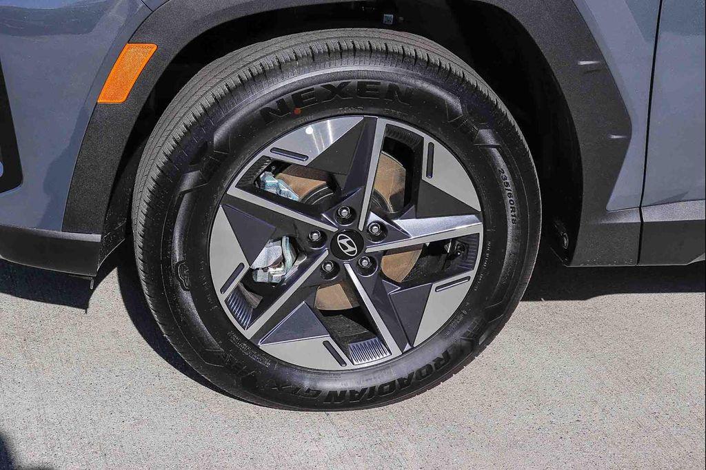 new 2026 Hyundai TUCSON Hybrid car, priced at $34,555