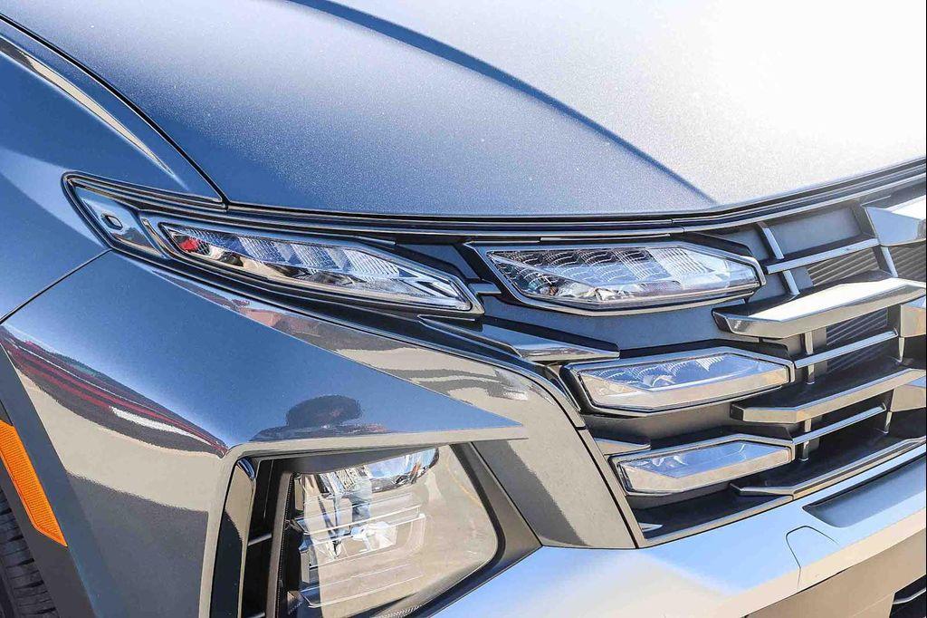 new 2026 Hyundai TUCSON Hybrid car, priced at $34,555