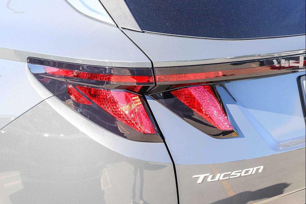 new 2026 Hyundai TUCSON Hybrid car, priced at $34,555