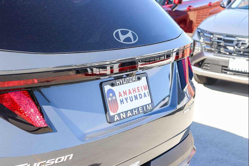 new 2026 Hyundai TUCSON Hybrid car, priced at $34,555