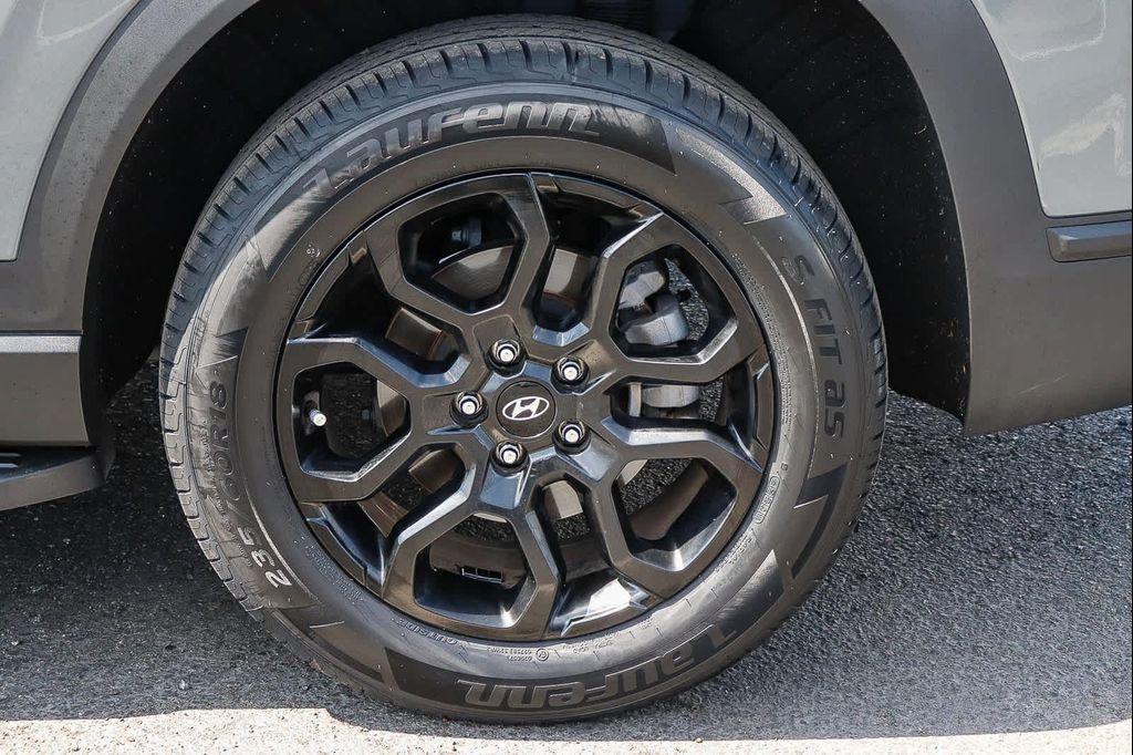 used 2023 Hyundai Santa Fe car, priced at $25,913